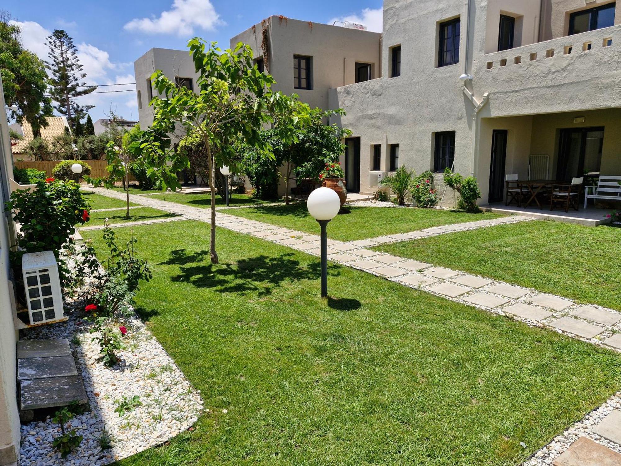 Creteco Hotel & Suites Gournes Gouvon Luaran gambar