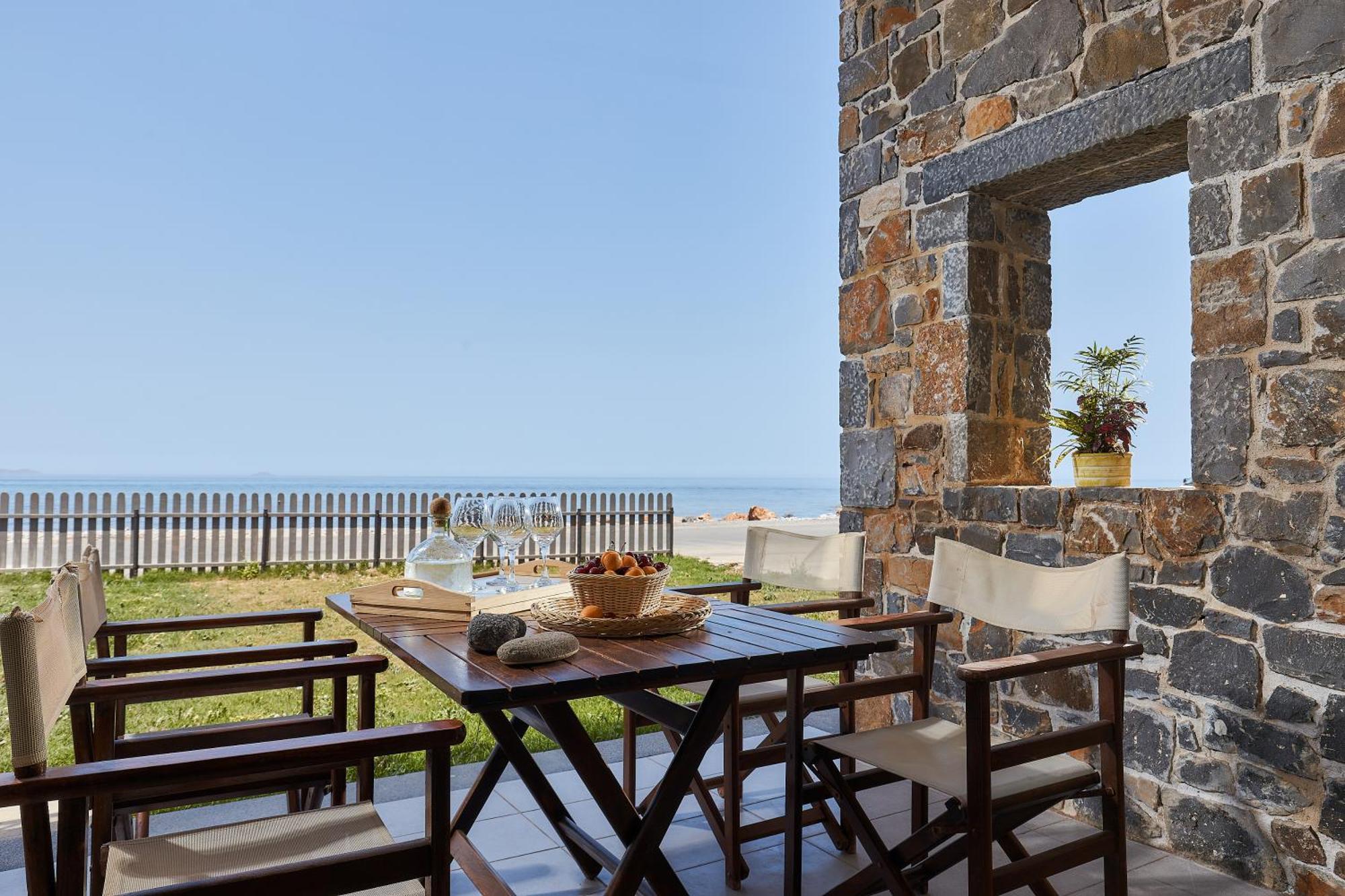 Creteco Hotel & Suites Gournes Gouvon Luaran gambar