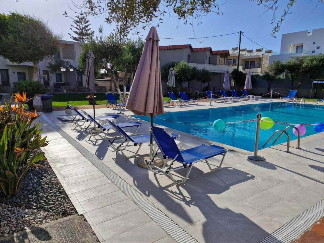 Creteco Hotel & Suites Gournes Gouvon Luaran gambar